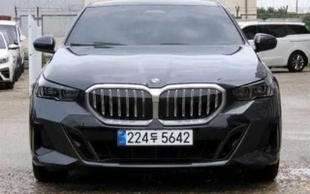 5시리즈 (G60) 520i